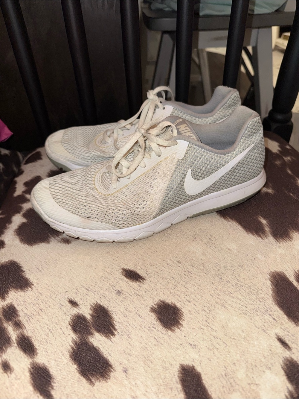 Nike Tennis Shoes
